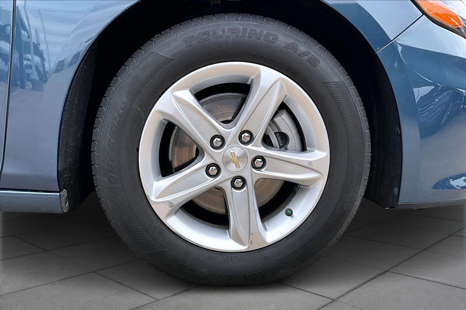 Used 2024 Chevrolet Malibu LT FWD image 10