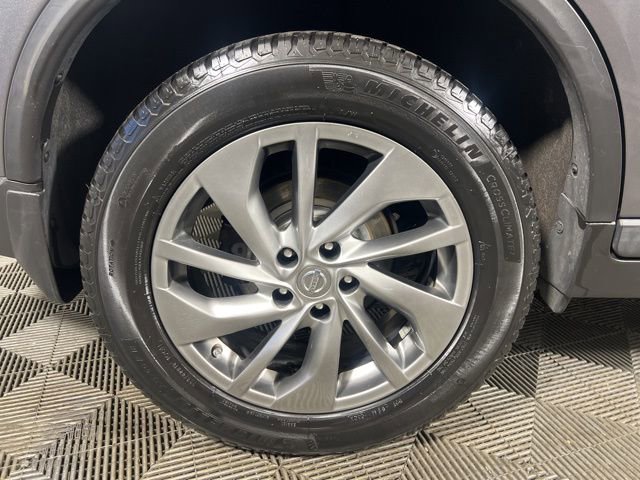 Used 2015 Nissan Rogue SL image 12