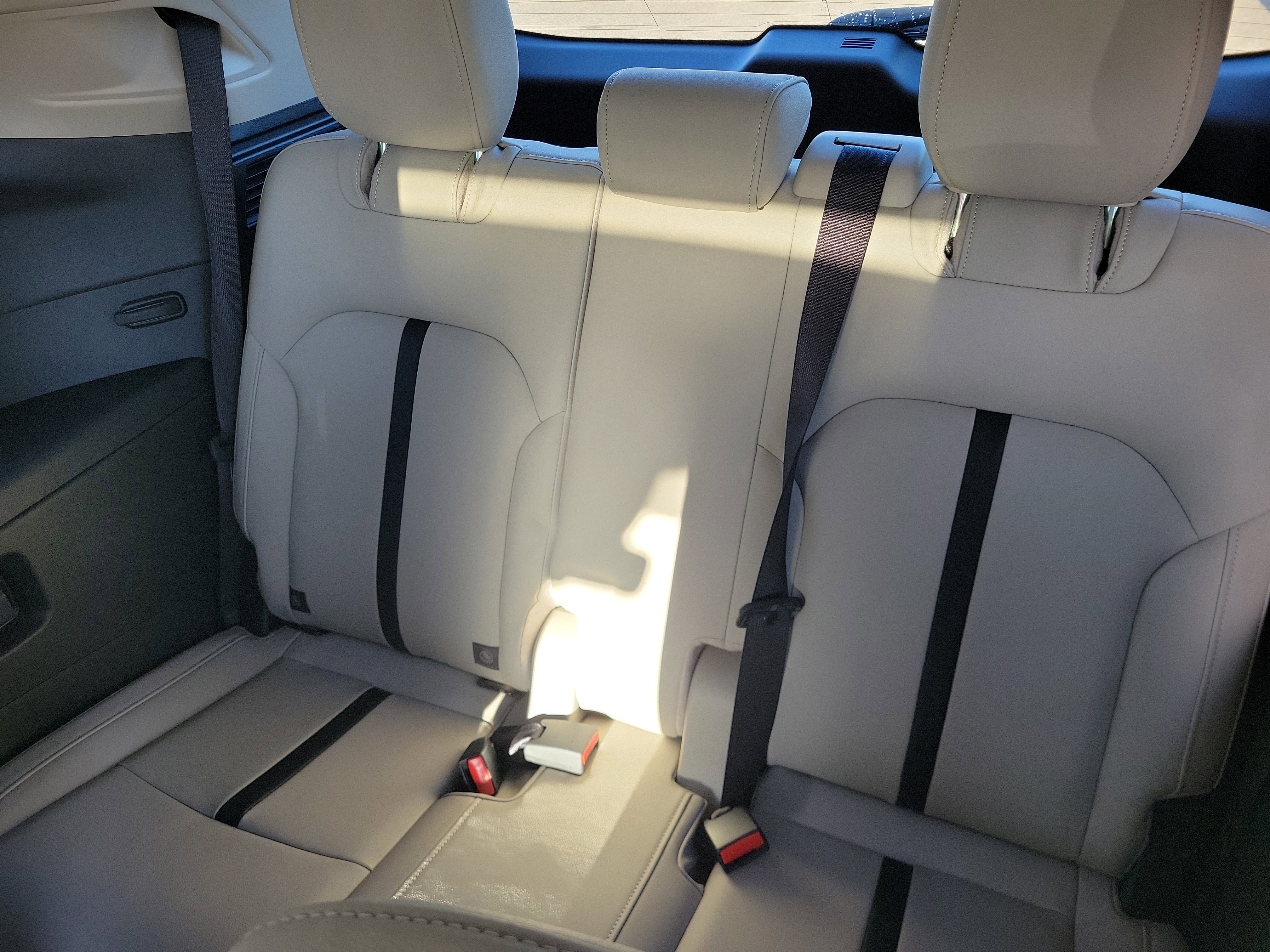 Used 2025 MAZDA CX-90 3.3 Turbo w/ Preferred Package image 16