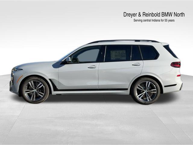 New 2027 BMW X7 xDrive40i w/ M Sport Package AWD/4WD image 2