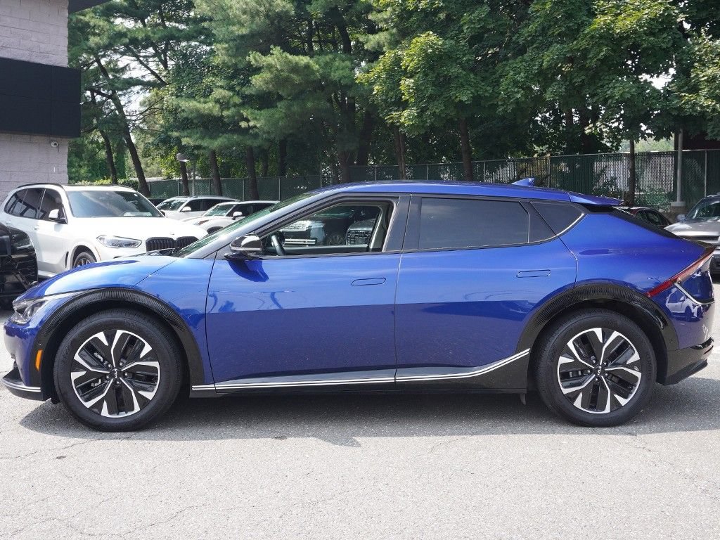 Used 2024 Kia EV6 Wind w/ Wind Technology Package AWD/4WD image 18