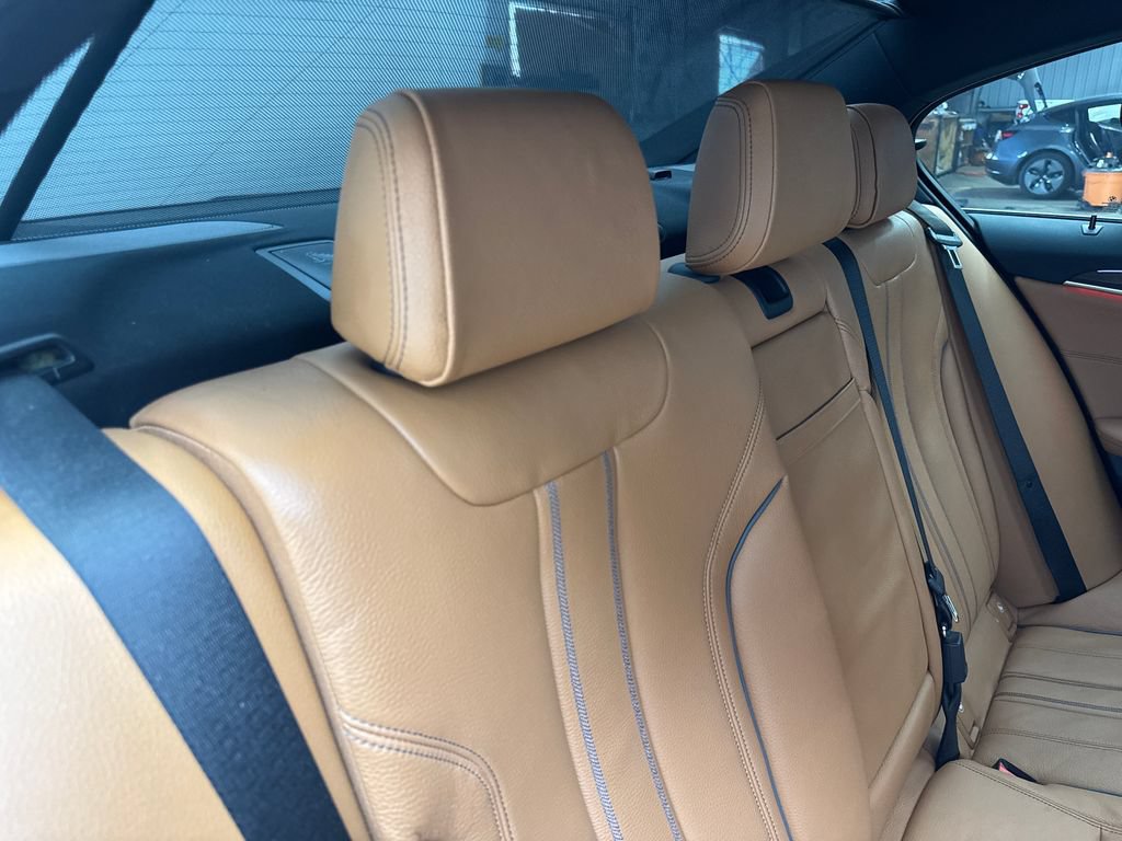 Used 2022 BMW 540i w/ Executive Package RWD image 40