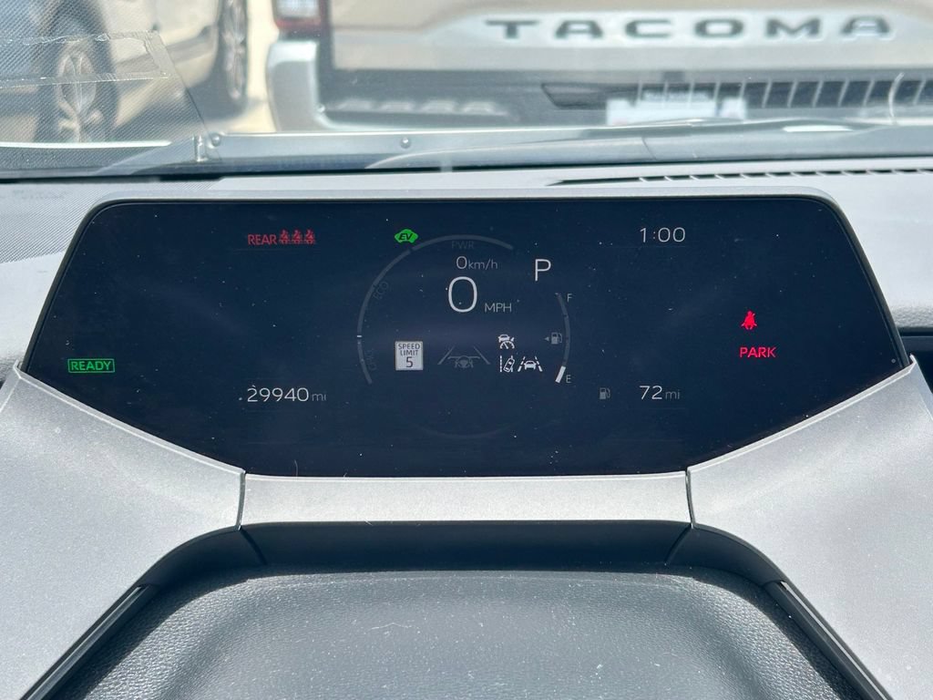 Used 2024 Toyota Prius XLE FWD image 34