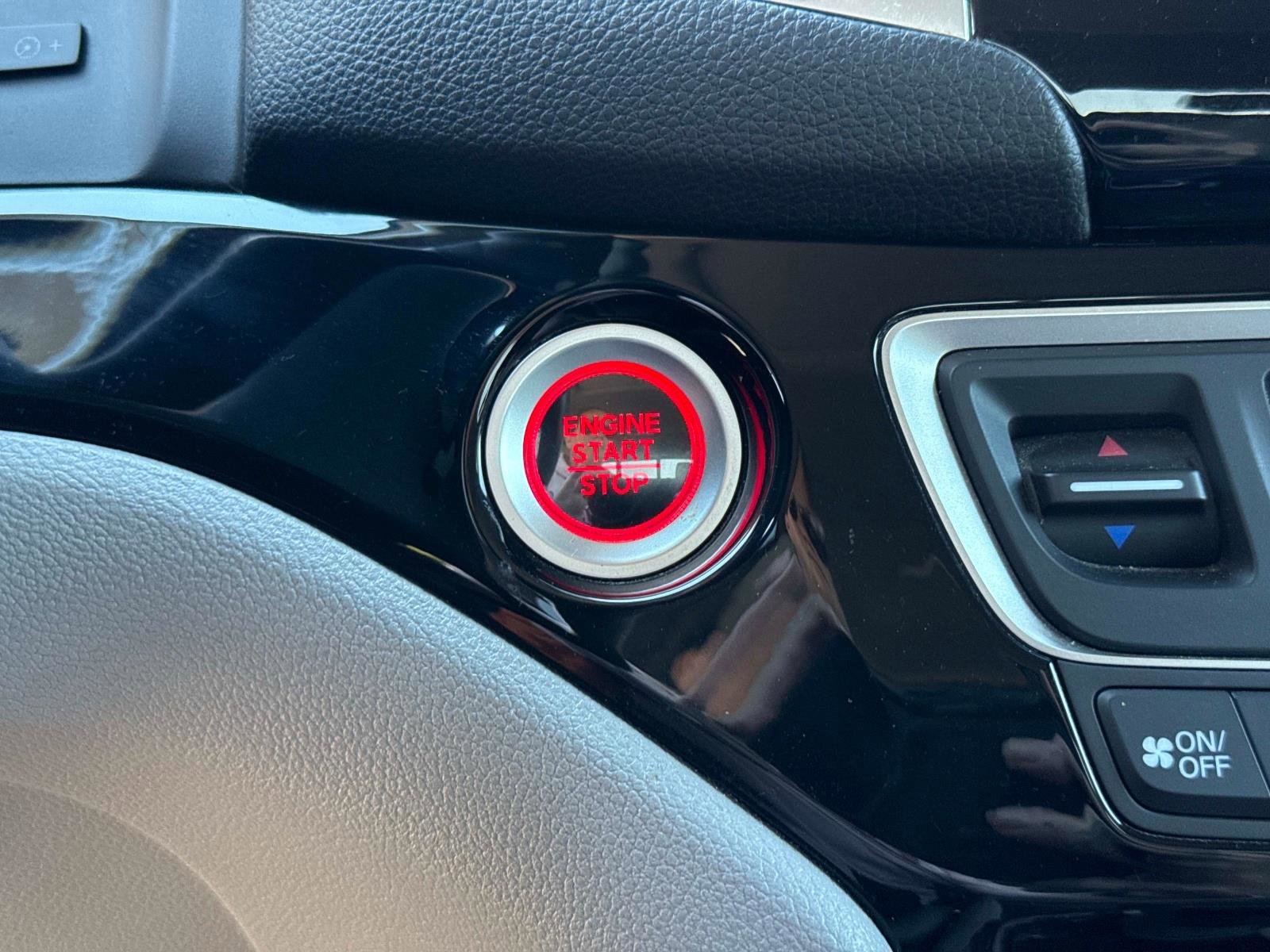Used 2018 Honda Ridgeline RTL-E image 30