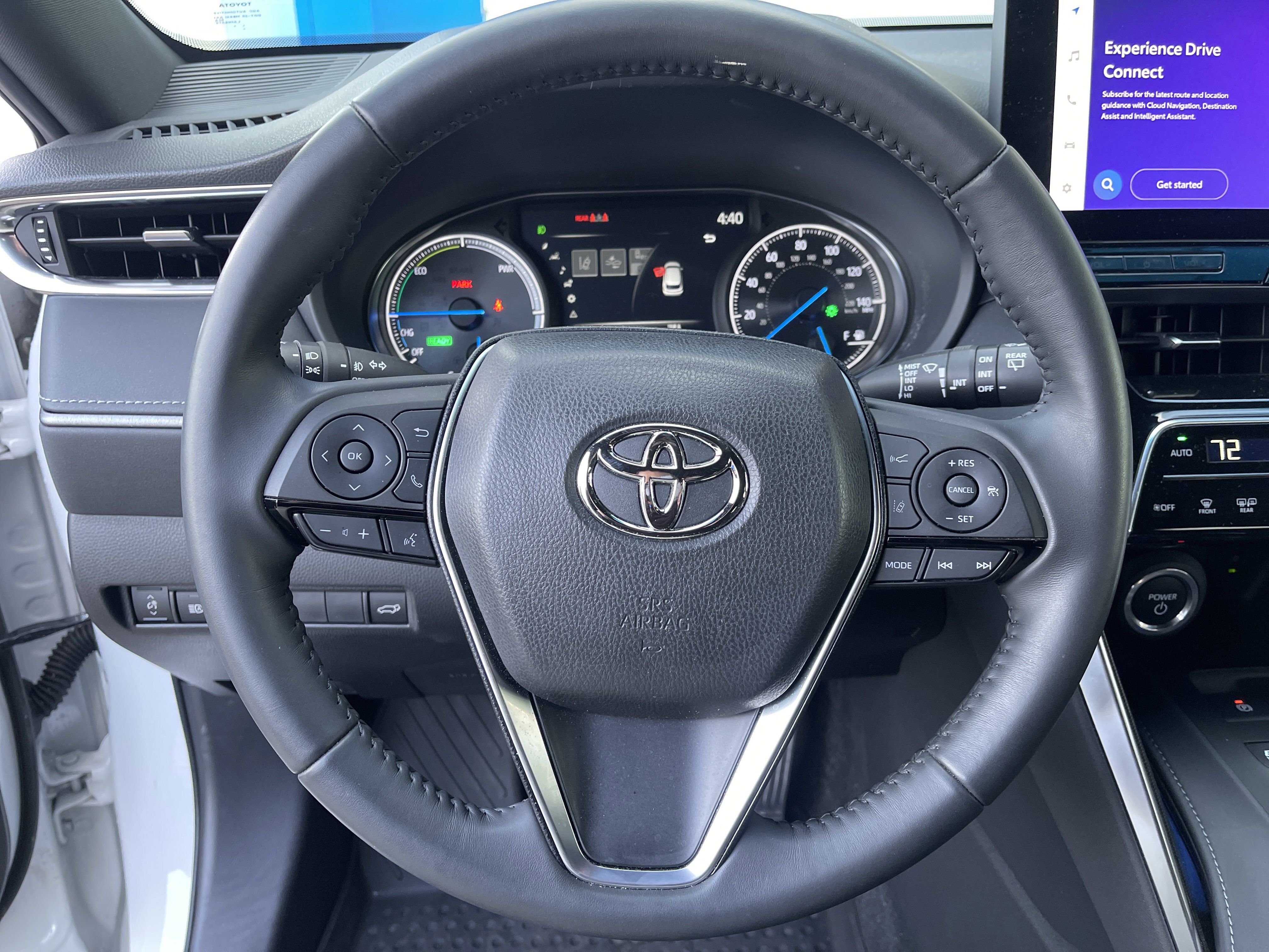 Used 2023 Toyota Venza XLE image 24