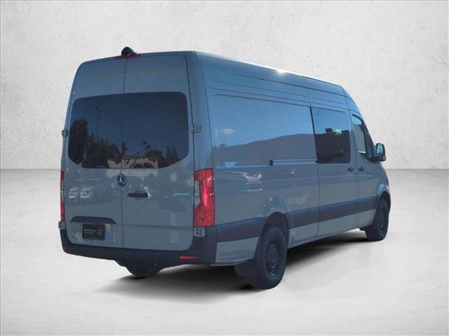 New 2026 Mercedes-Benz Sprinter 2500 video 2