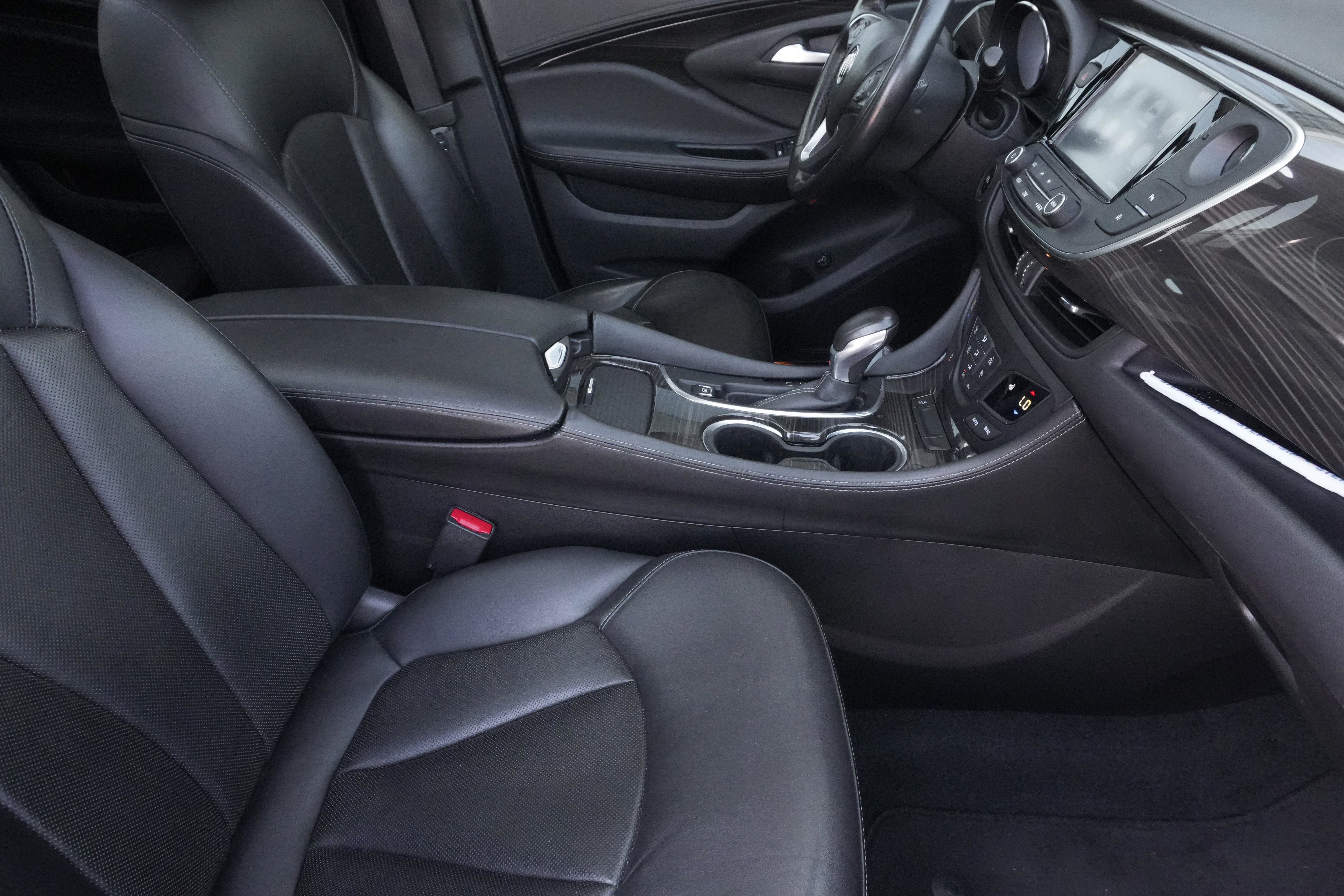 Used 2020 Buick Envision Essence w/ Experience Buick Package FWD image 12