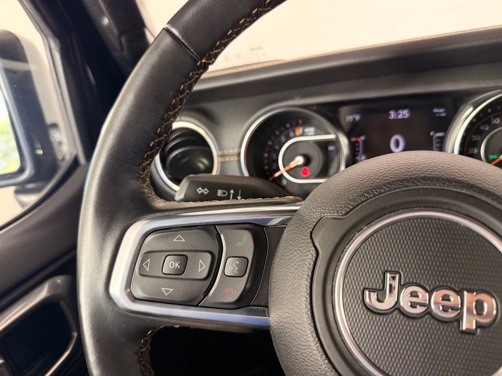 Used 2022 Jeep Wrangler Unlimited Sahara AWD/4WD image 40