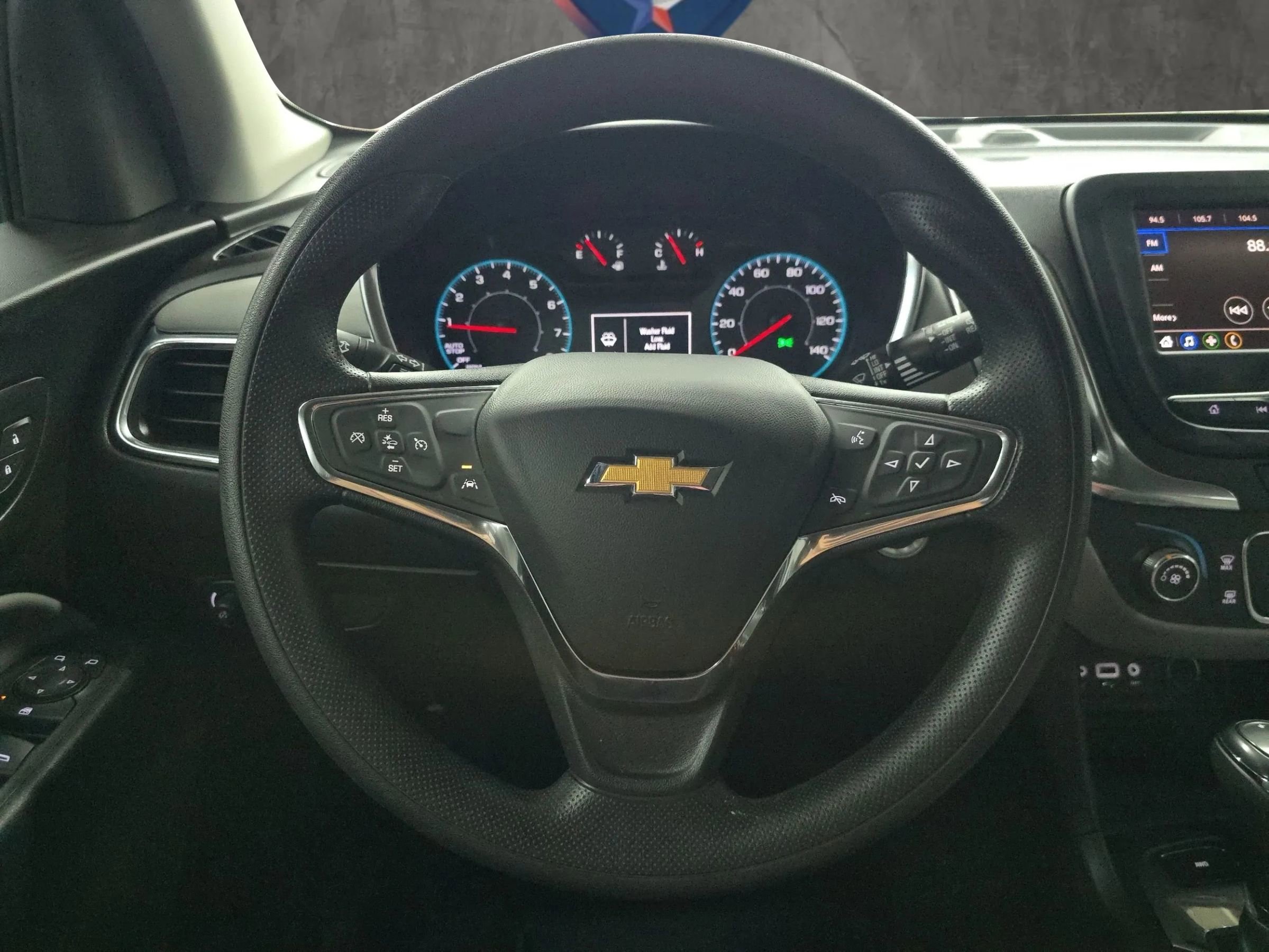 Used 2021 Chevrolet Equinox LS image 34