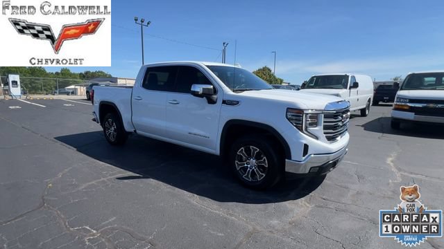 Certified 2025 GMC Sierra 1500 SLT RWD image 2