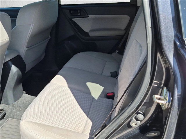 Used 2017 Subaru Forester 2.5i Premium AWD/4WD image 17
