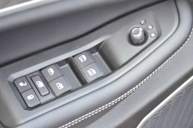 New 2025 Jeep Grand Cherokee Limited image 13