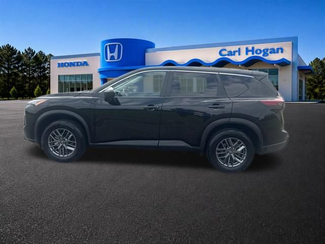 Used 2024 Nissan Rogue S FWD video 5