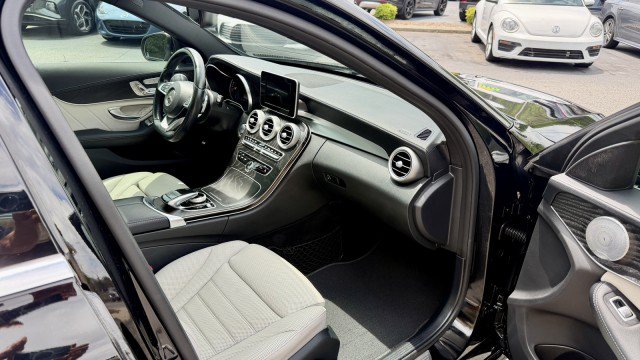 Used 2016 Mercedes-Benz C 300 4MATIC Sedan image 18