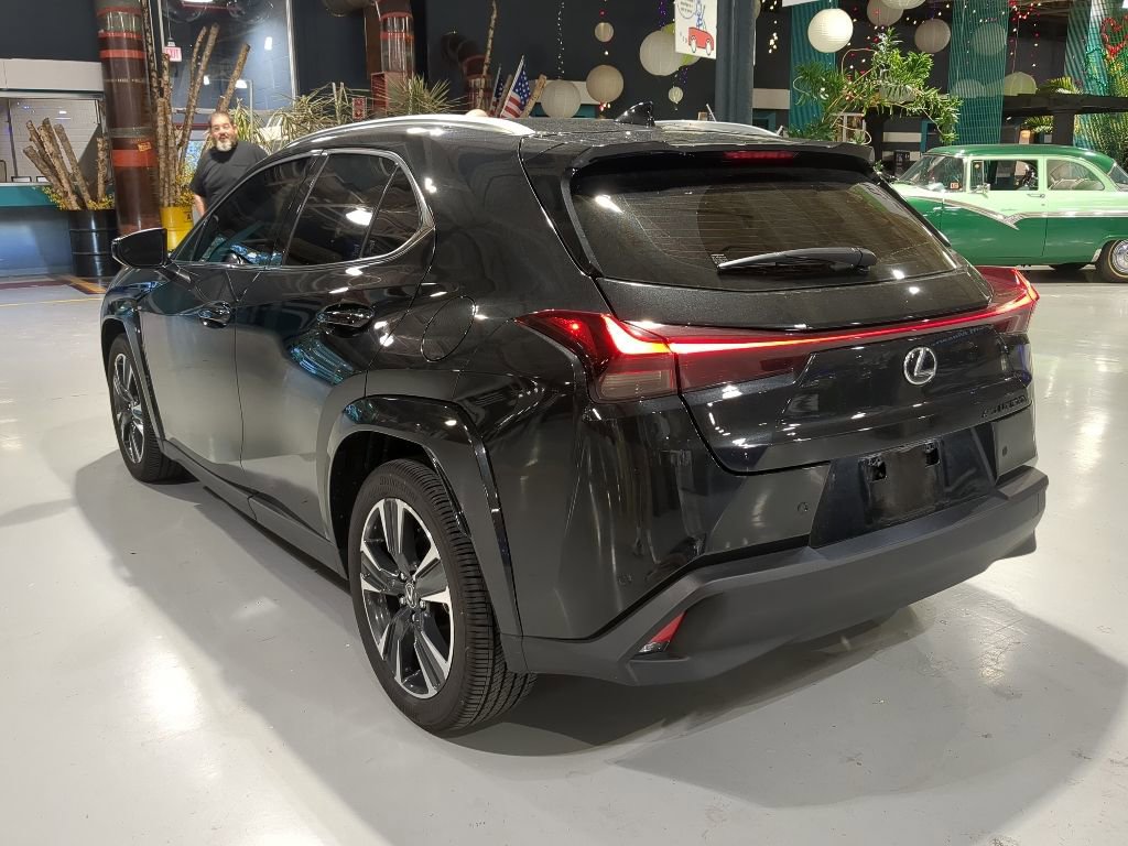 Used 2025 Lexus UX 300h AWD w/ Cold Area Package image 11