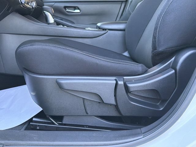 Used 2024 Nissan Sentra SV FWD image 22
