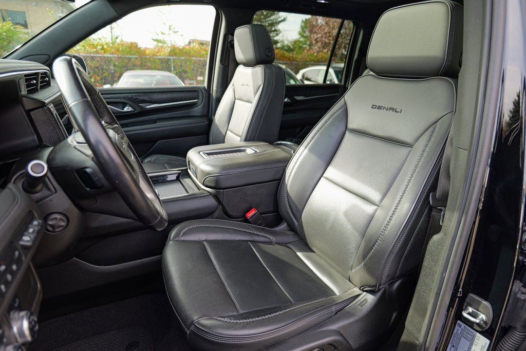 Used 2022 GMC Yukon XL Denali image 21