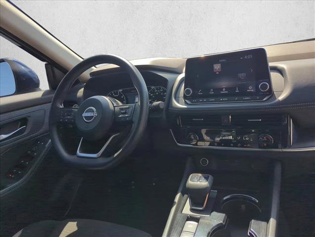 Used 2022 Nissan Rogue SV FWD image 26