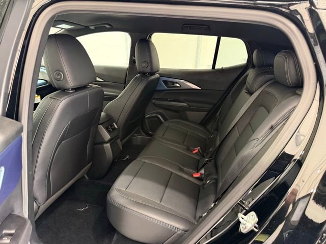 New 2026 Chevrolet Equinox EV LT FWD image 17