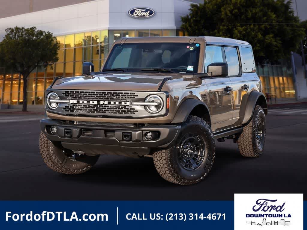 New 2026 Ford Bronco Badlands w/ Sasquatch Package