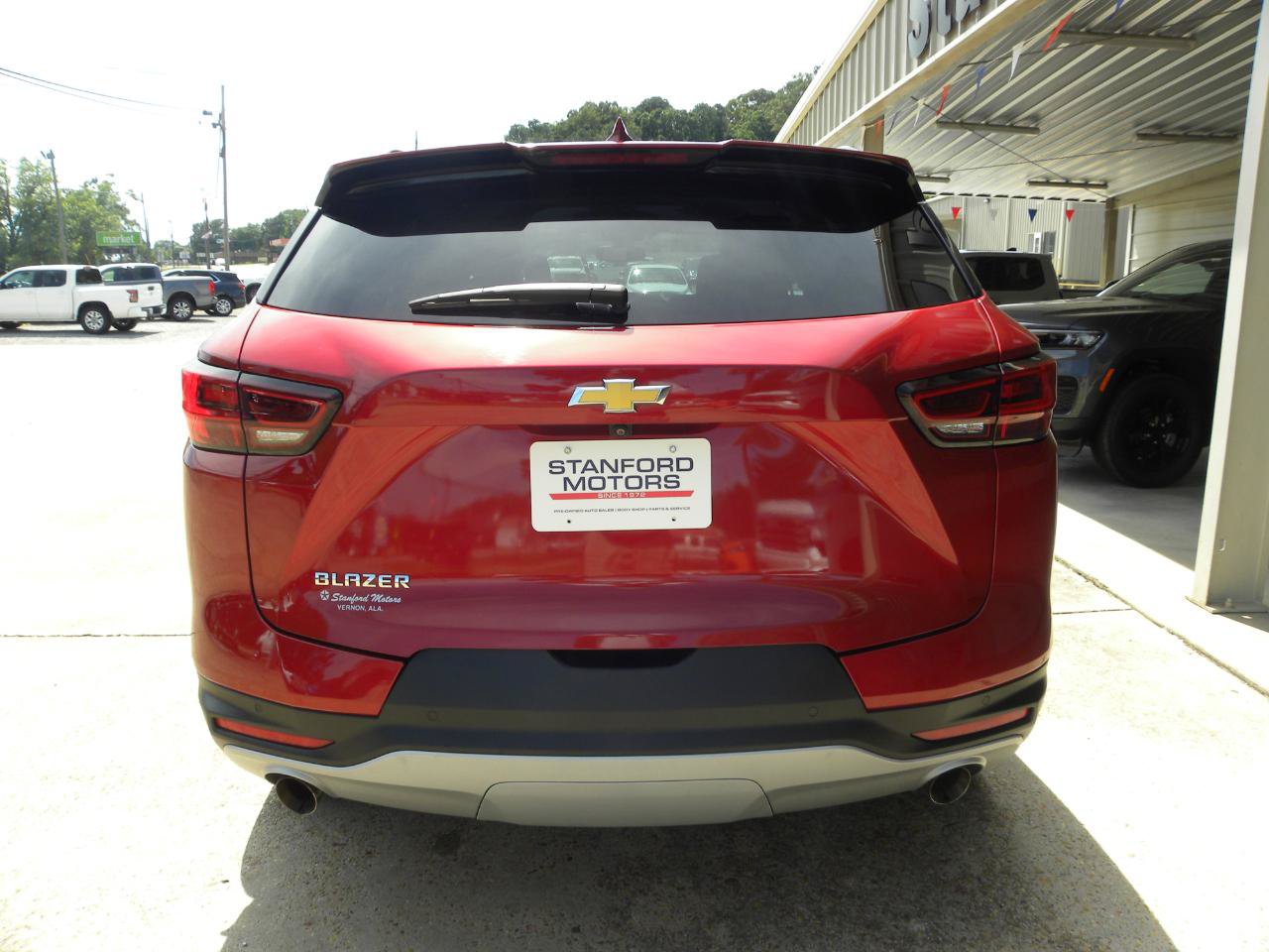 Used 2024 Chevrolet Blazer LT w/ Convenience Package FWD image 8