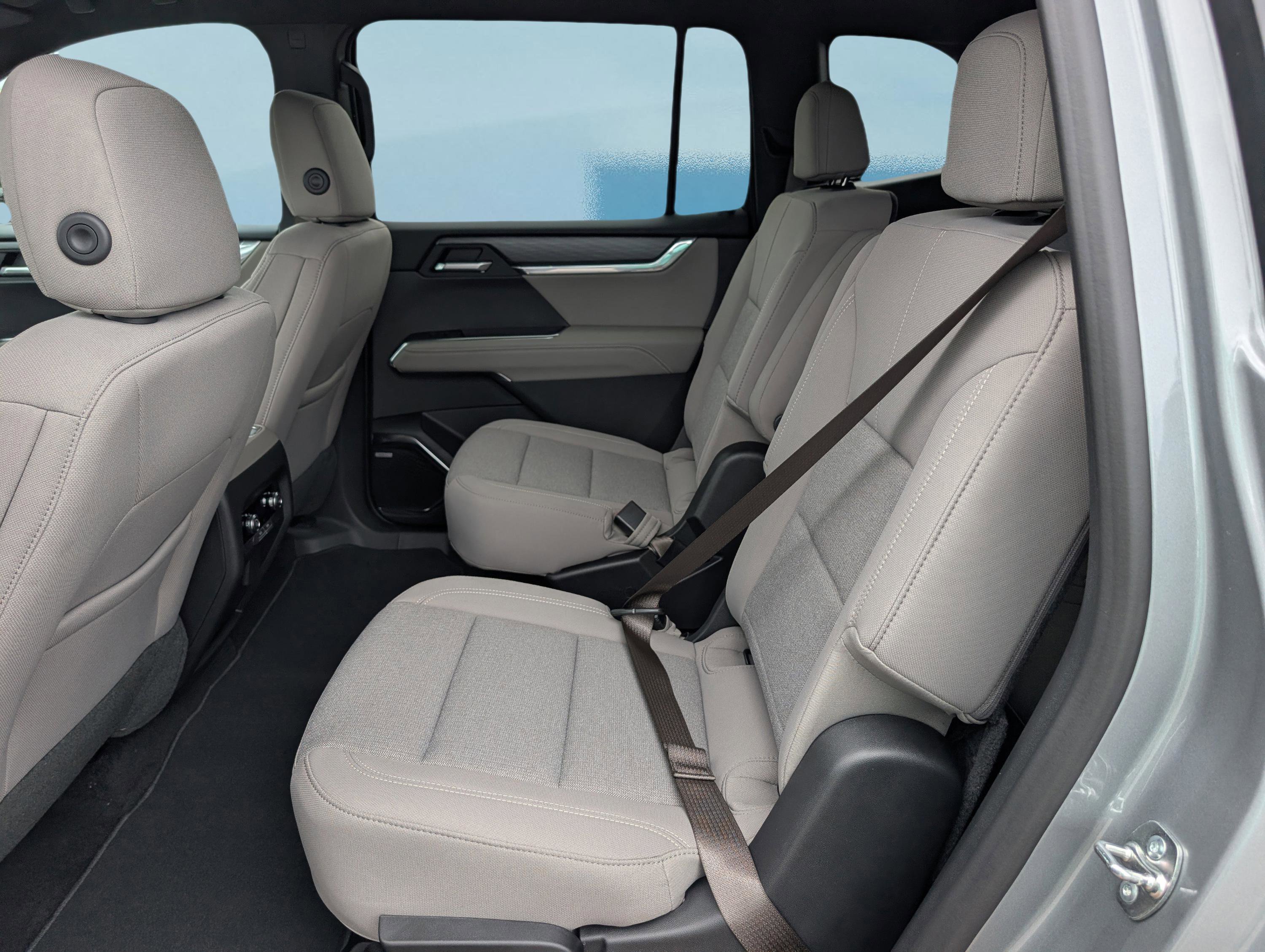 New 2026 GMC Acadia Elevation image 15