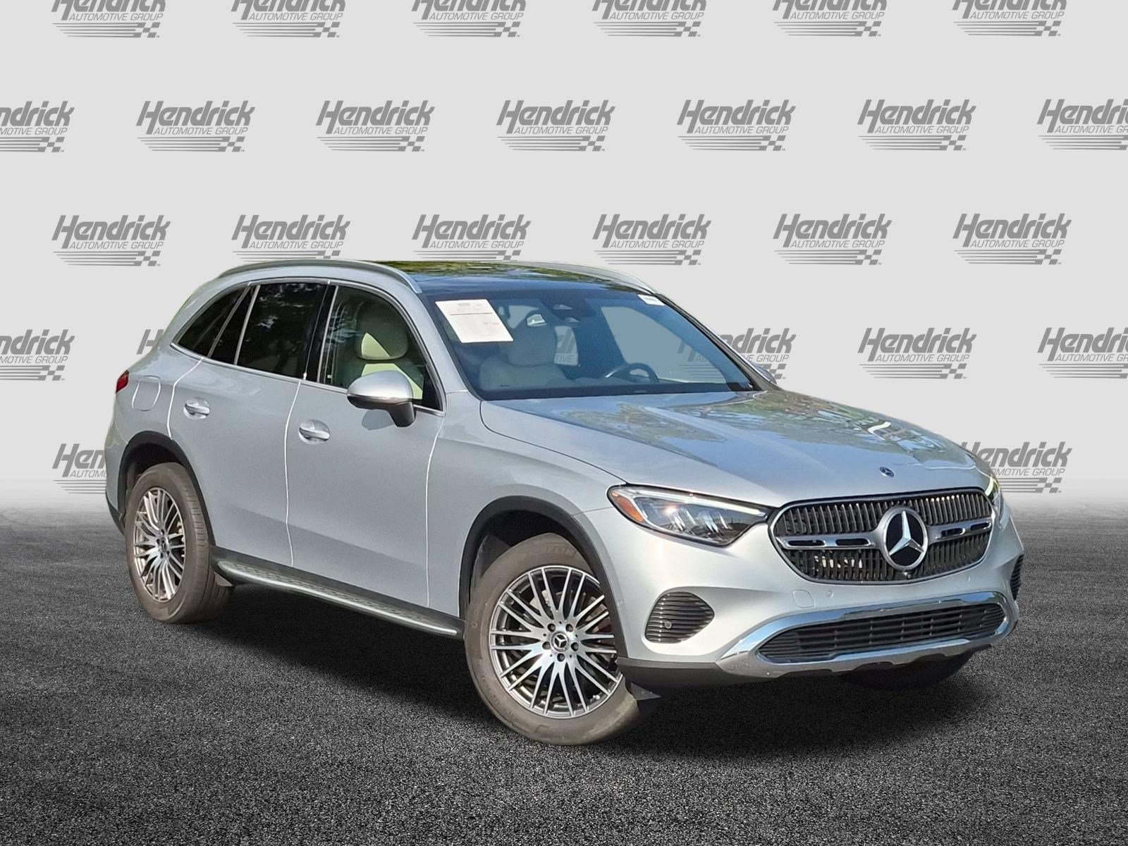 Used 2024 Mercedes-Benz GLC 300 4MATIC video 2