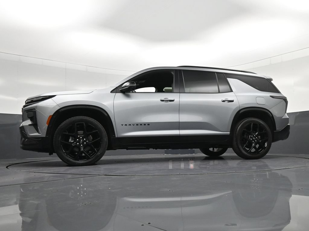 Used 2024 Chevrolet Traverse RS FWD image 33