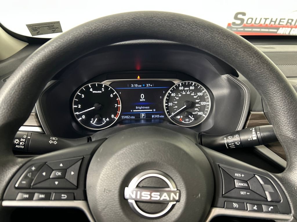 Used 2023 Nissan Altima 2.5 SV image 13
