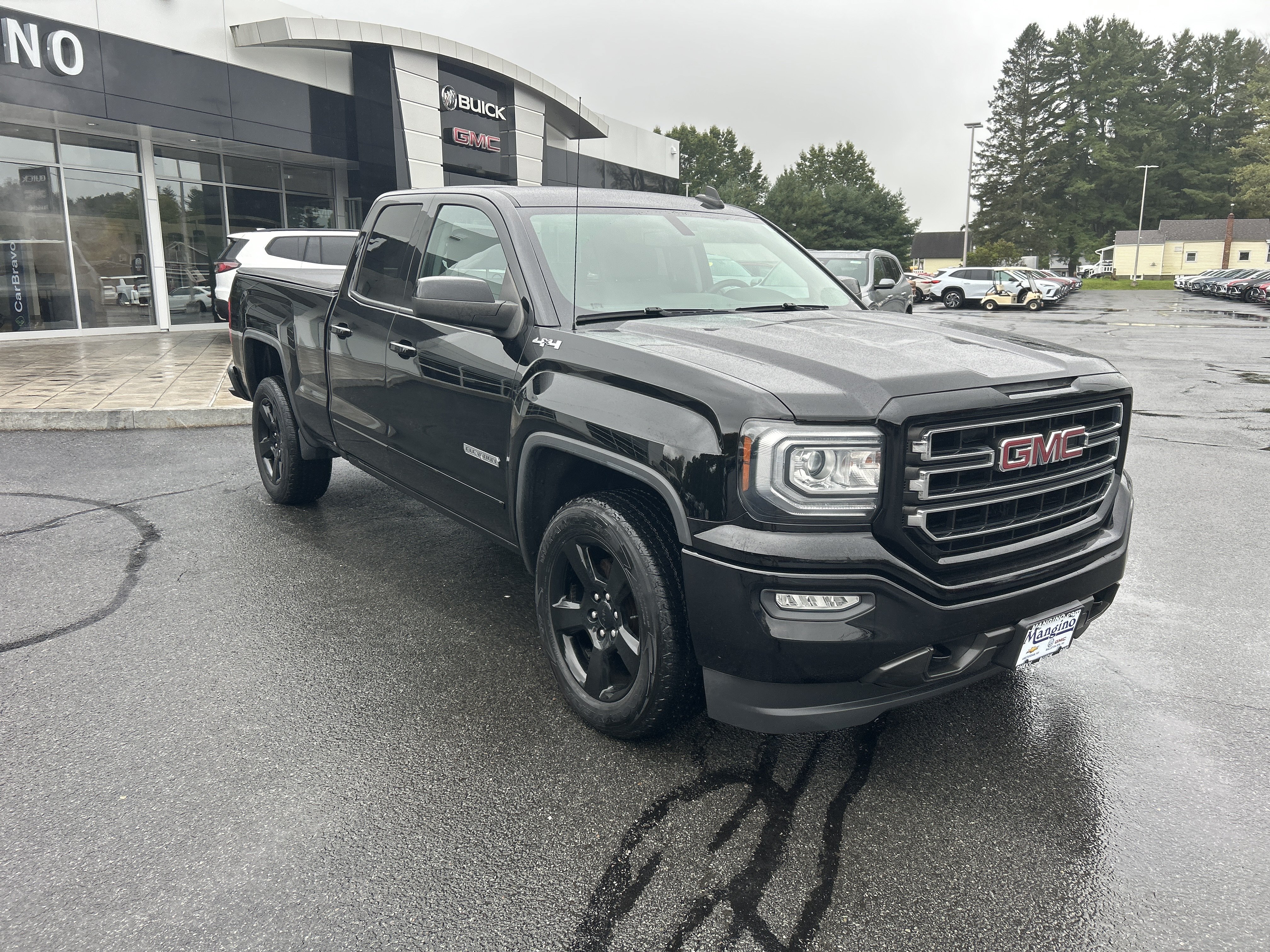 Certified 2018 GMC Sierra 1500 4x4 Double Cab w/ Elevation Edition image 13