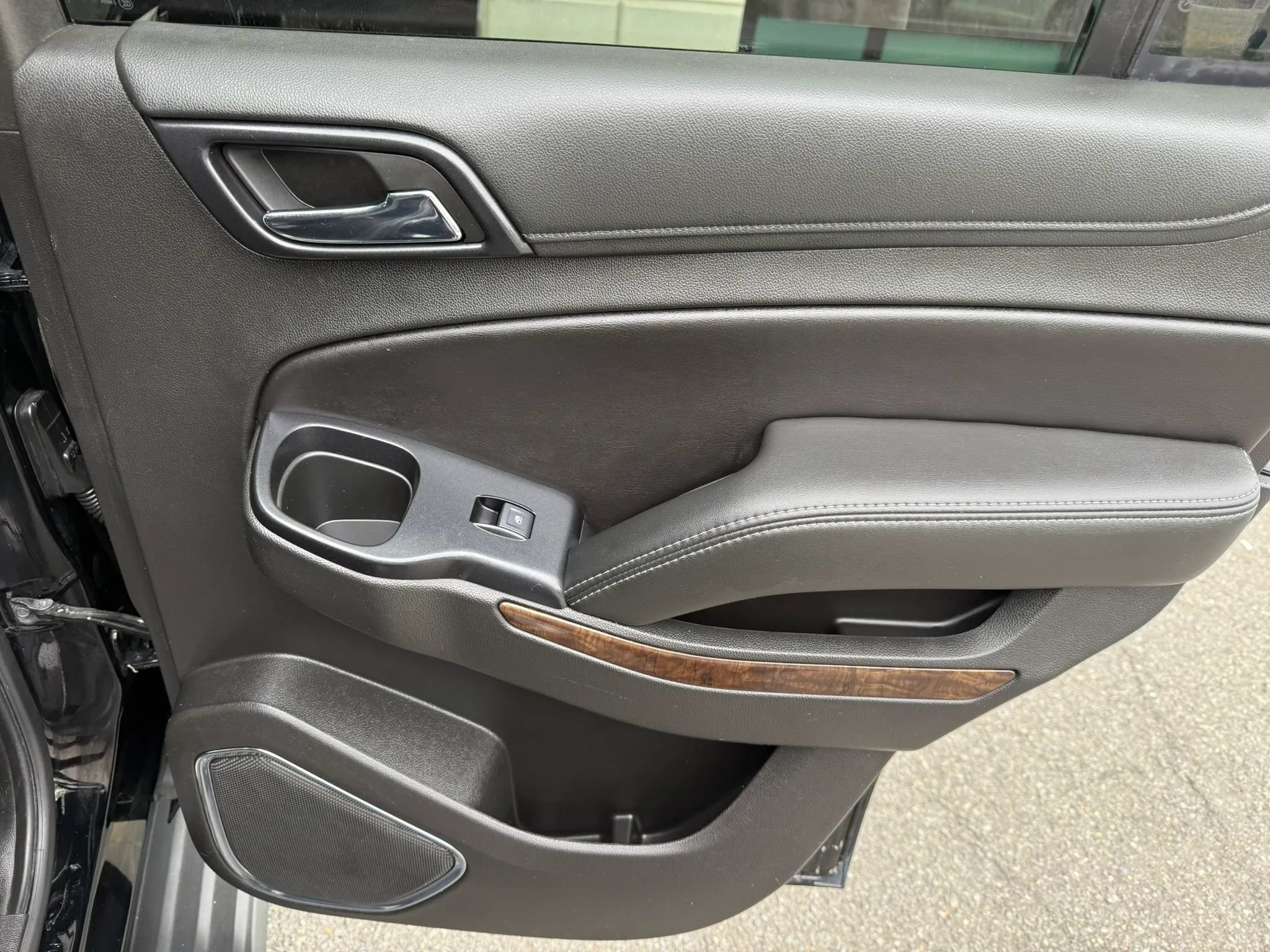 Used 2018 Chevrolet Tahoe LT AWD/4WD image 24