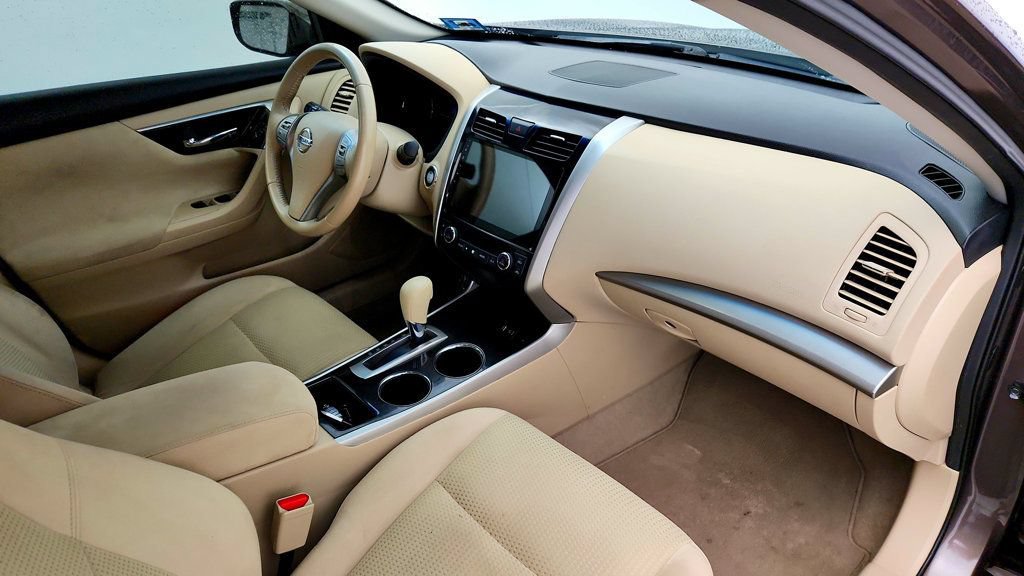 Used 2014 Nissan Altima 2.5 SV FWD image 23
