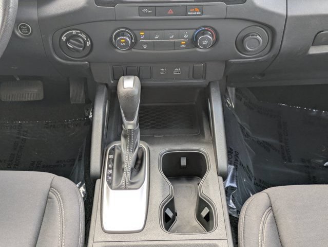 Used 2023 Nissan Frontier 4x4 Crew Cab image 19