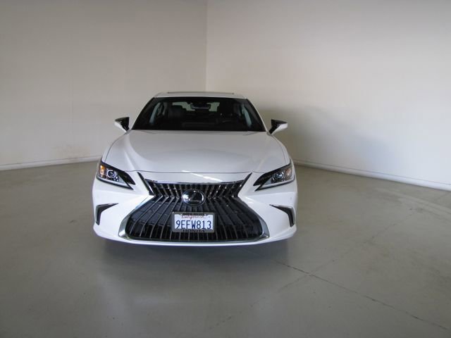 Used 2023 Lexus ES 350 w/ Premium Package image 2