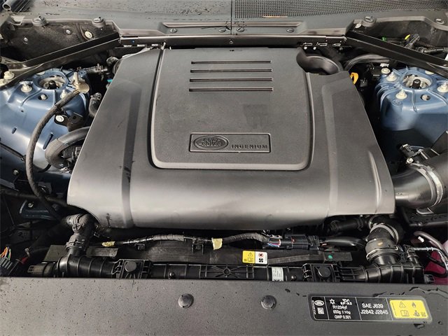 Used 2026 Land Rover Defender 110 S image 32