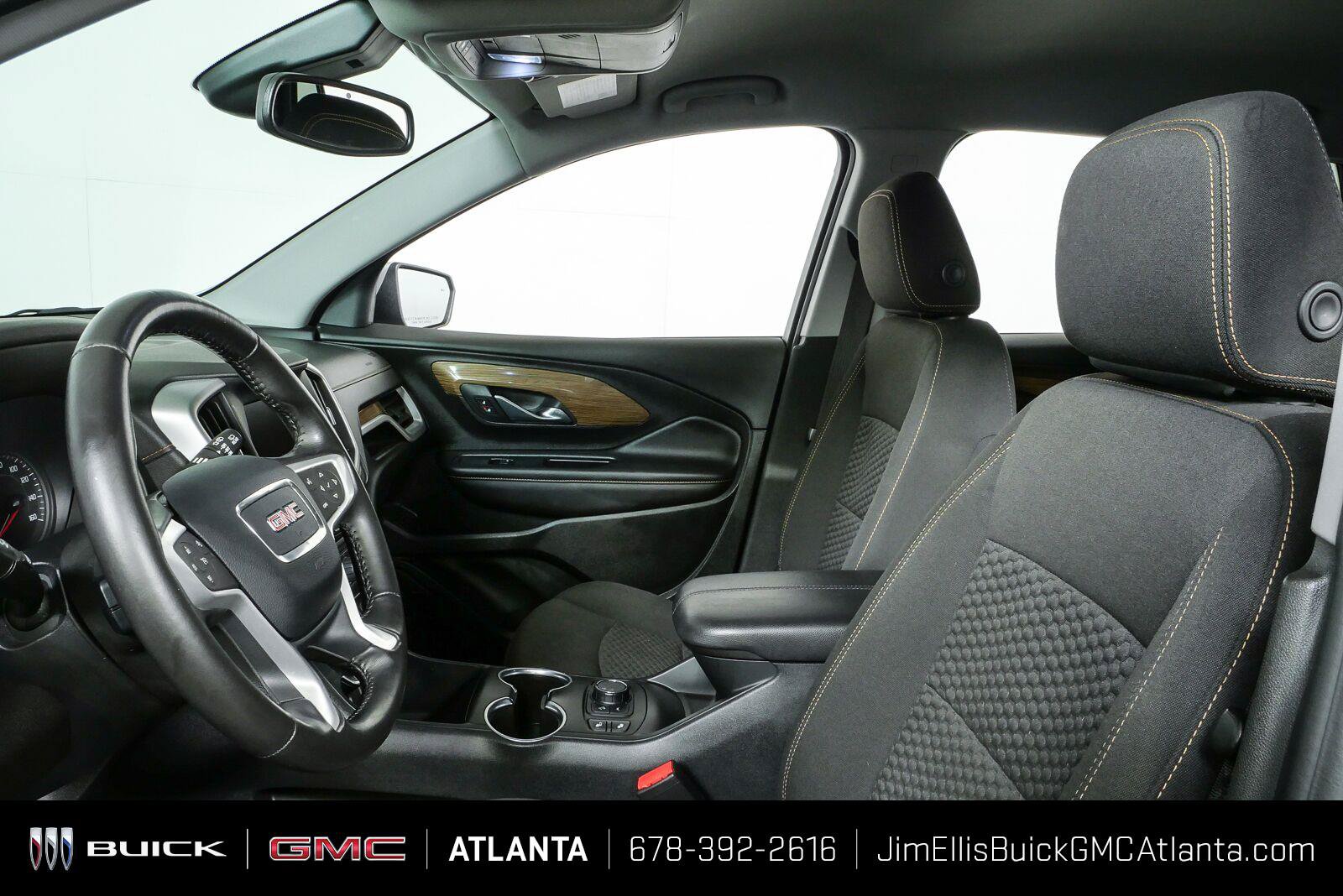 Used 2020 GMC Terrain SLE w/ Driver Convenience Package FWD image 5