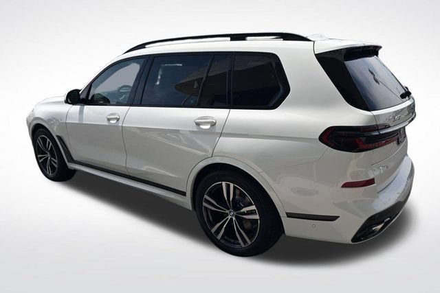 New 2027 BMW X7 xDrive40i w/ M Sport Package AWD/4WD image 18