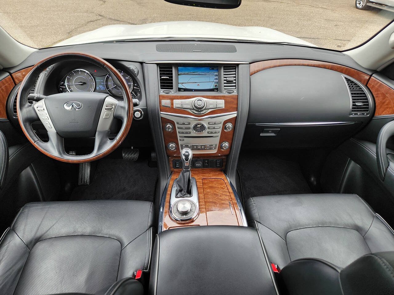 Used 2019 INFINITI QX80 Luxe w/ All-Season Package AWD/4WD image 4