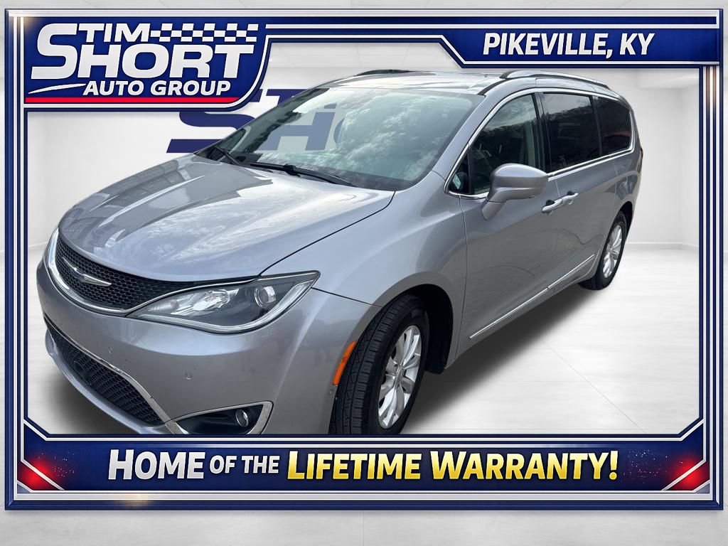 Used 2019 Chrysler Pacifica Touring-L w/ Advanced Safetytec Group image 1
