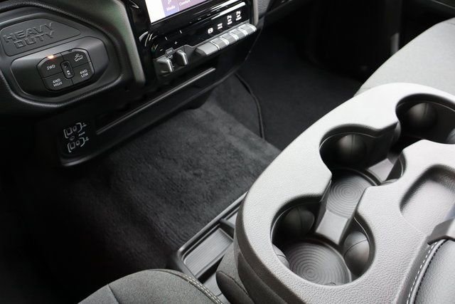 Used 2025 RAM 2500 Big Horn image 28