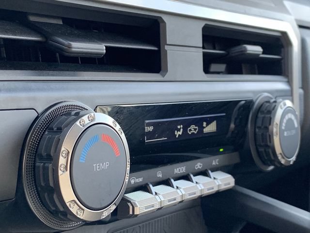 Used 2025 Toyota Tacoma SR w/ SR Upgrade Package AWD/4WD image 30