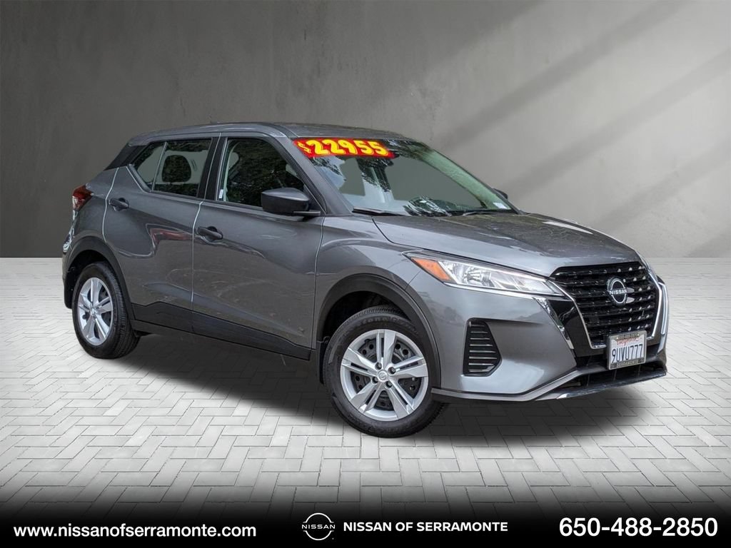 Used 2025 Nissan Kicks Play S FWD image 1