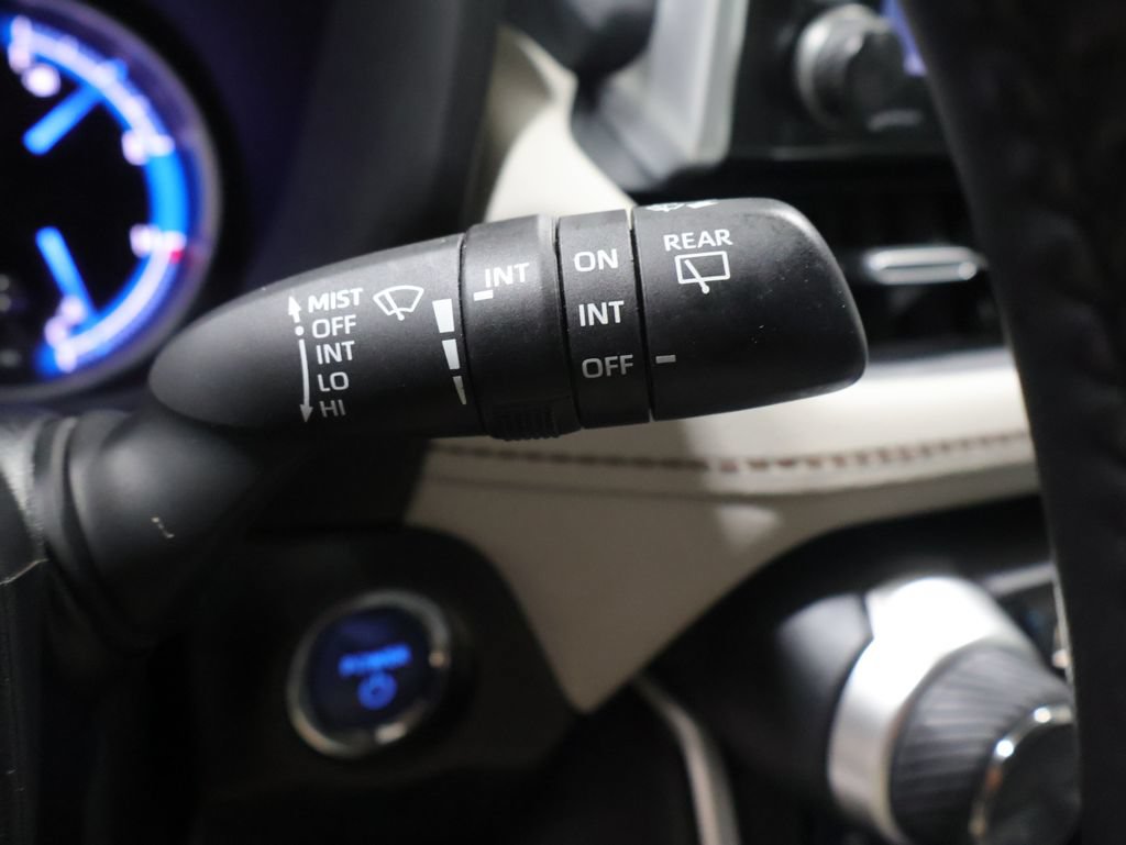 Certified 2021 Toyota RAV4 Limited AWD/4WD image 36