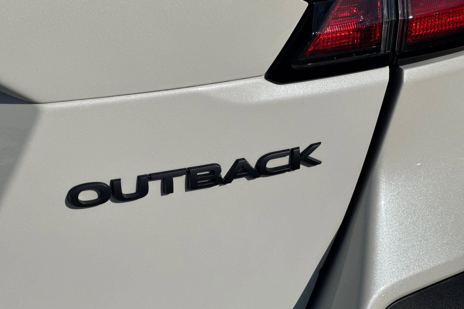 Used 2023 Subaru Outback Onyx Edition image 28