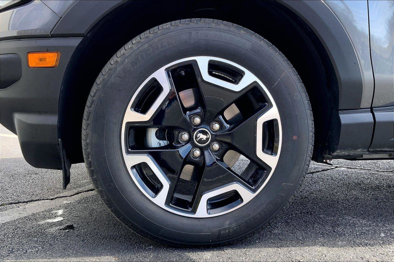 Used 2024 Ford Bronco Sport Outer Banks w/ Tech Package AWD/4WD image 9