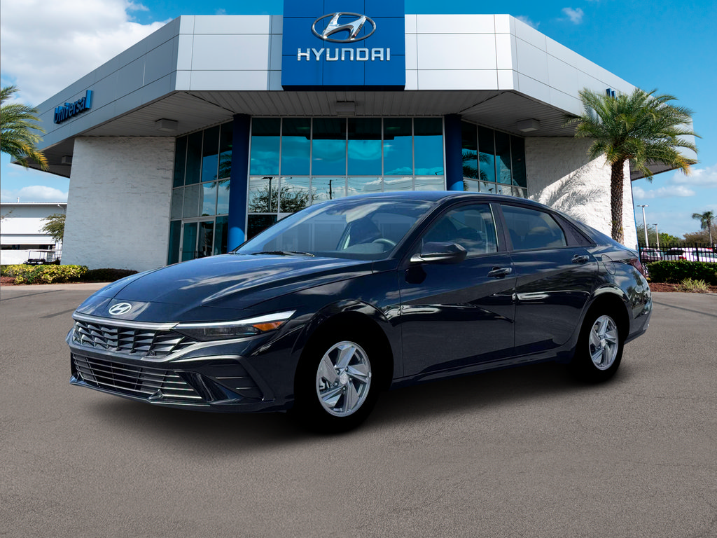 New 2026 Hyundai Elantra SE FWD image 2