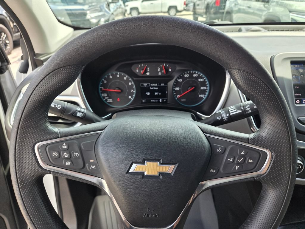 Used 2021 Chevrolet Equinox LS w/ LS Convenience Package FWD image 29
