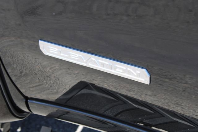 Used 2025 GMC Sierra 1500 Elevation image 17