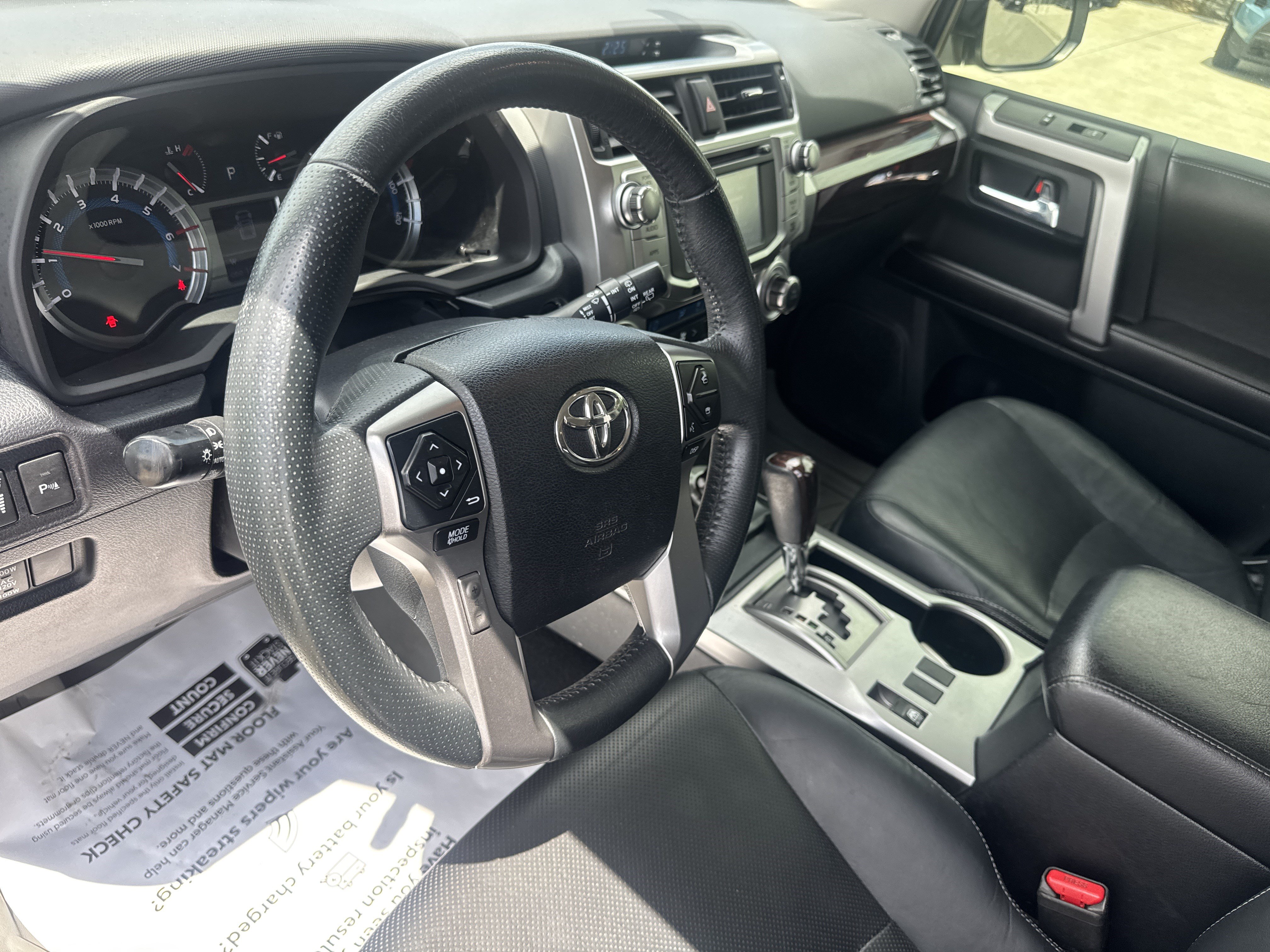 Used 2016 Toyota 4Runner Limited AWD/4WD image 20