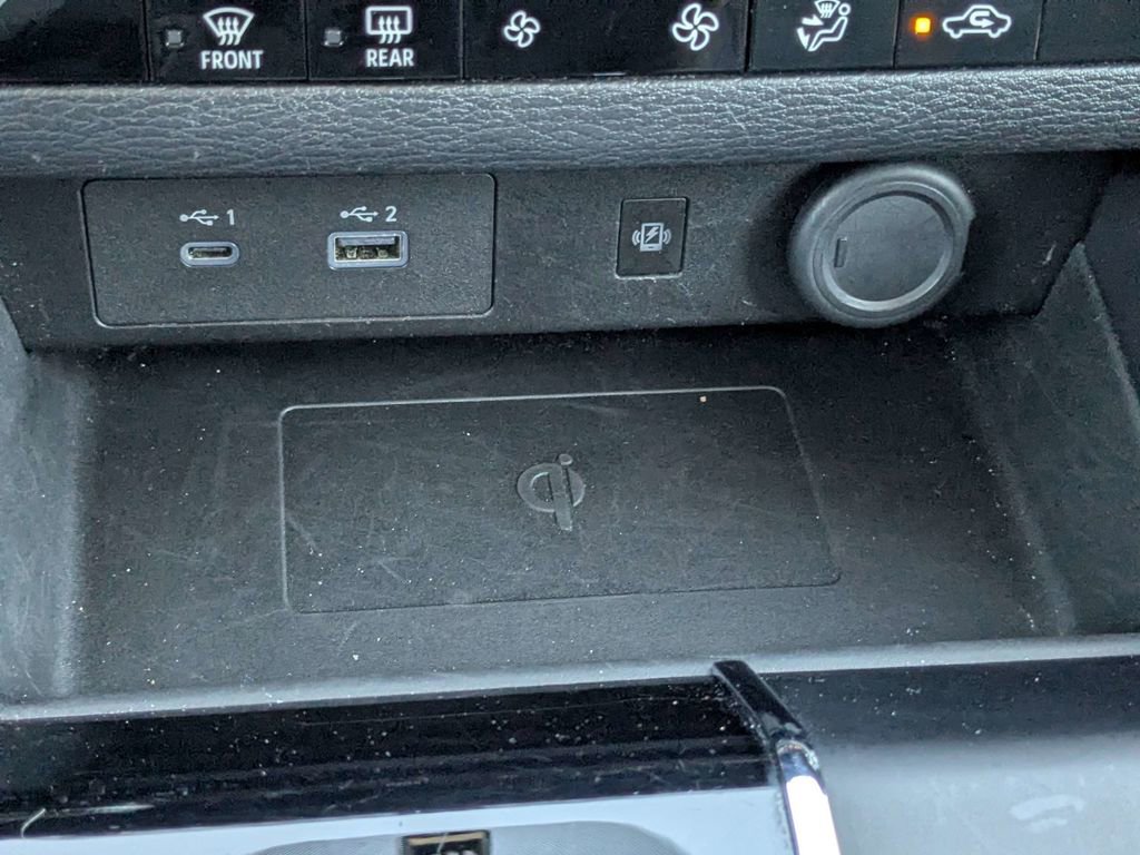 Used 2024 Mitsubishi Outlander SE image 24